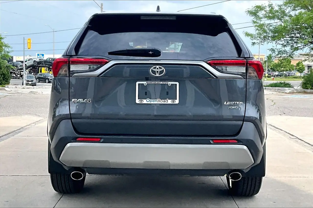 Toyota RAV 4 снимка Toyota RAV 4