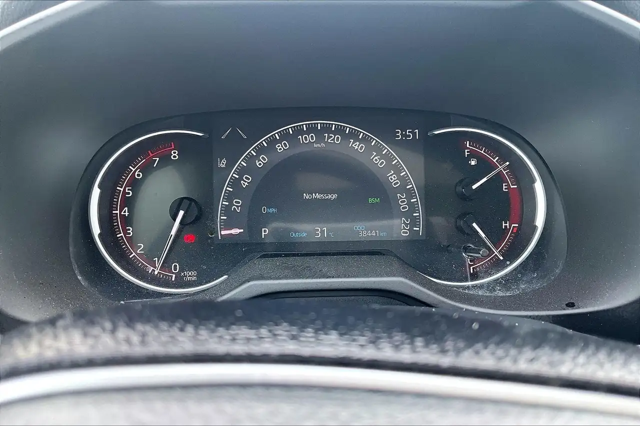 Toyota RAV 4 снимка Toyota RAV 4