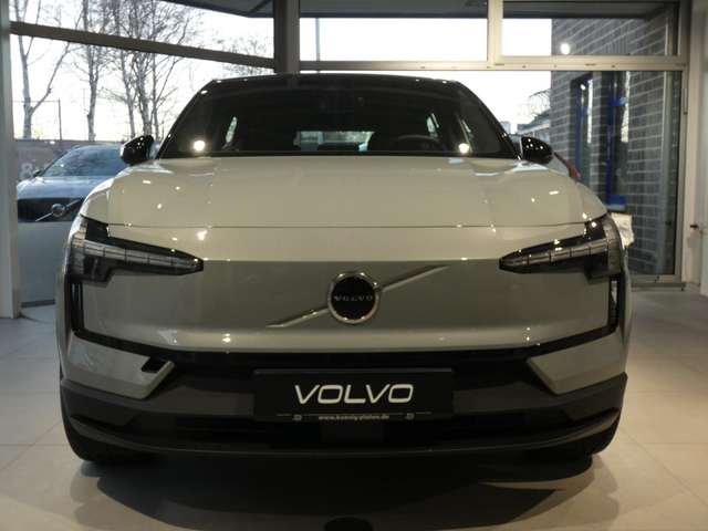Volvo EX30 Single Motor Extended Range Plus Klima