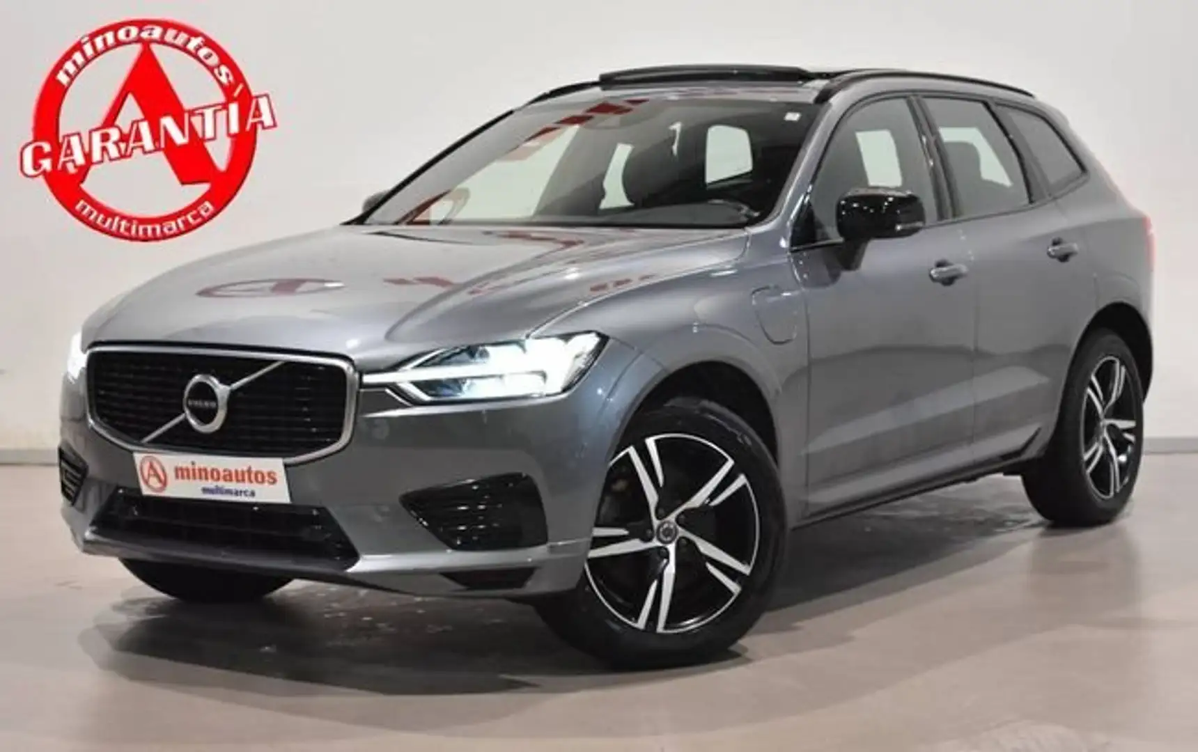 Volvo XC60 R-DESIGN 2.0 T8 AWD 390 CV GEARTRONIC Gris - 1