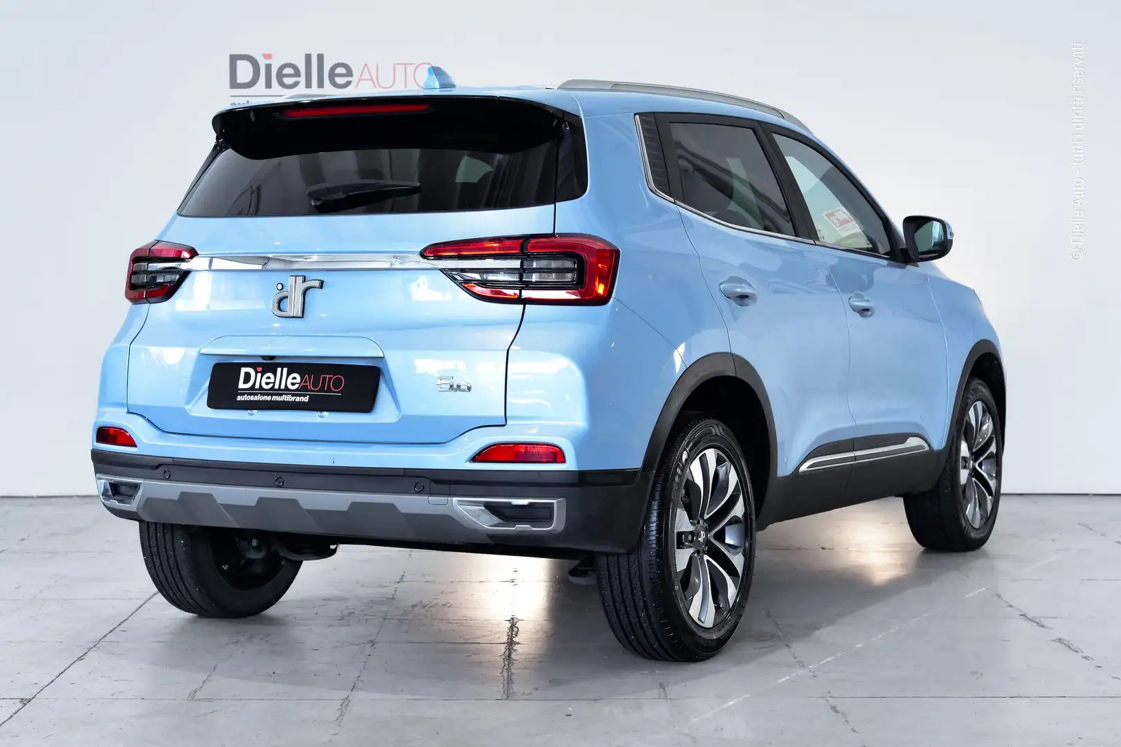 DR Automobiles DR5.0 DR 5.0 1.5 Gpl 114cv Silber - 2