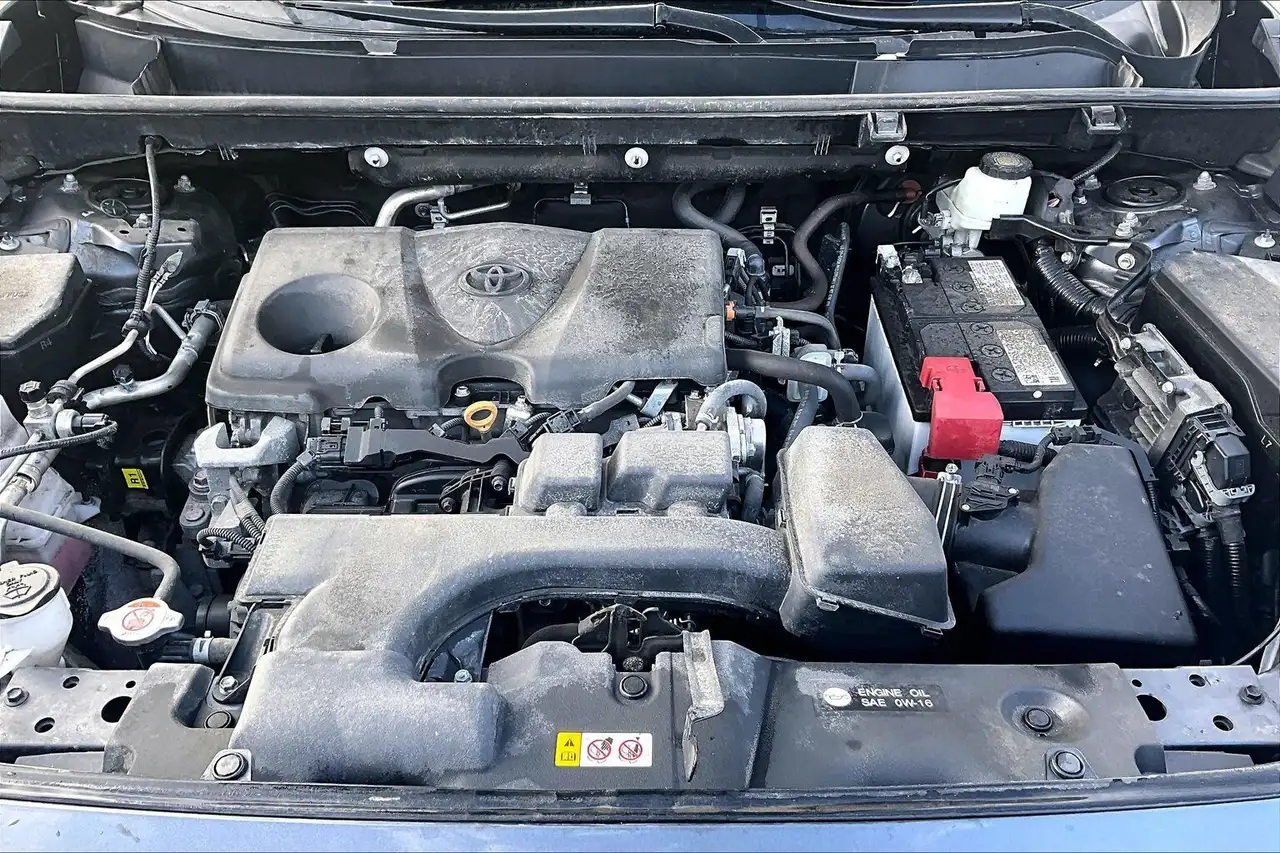 Toyota RAV 4 снимка Toyota RAV 4