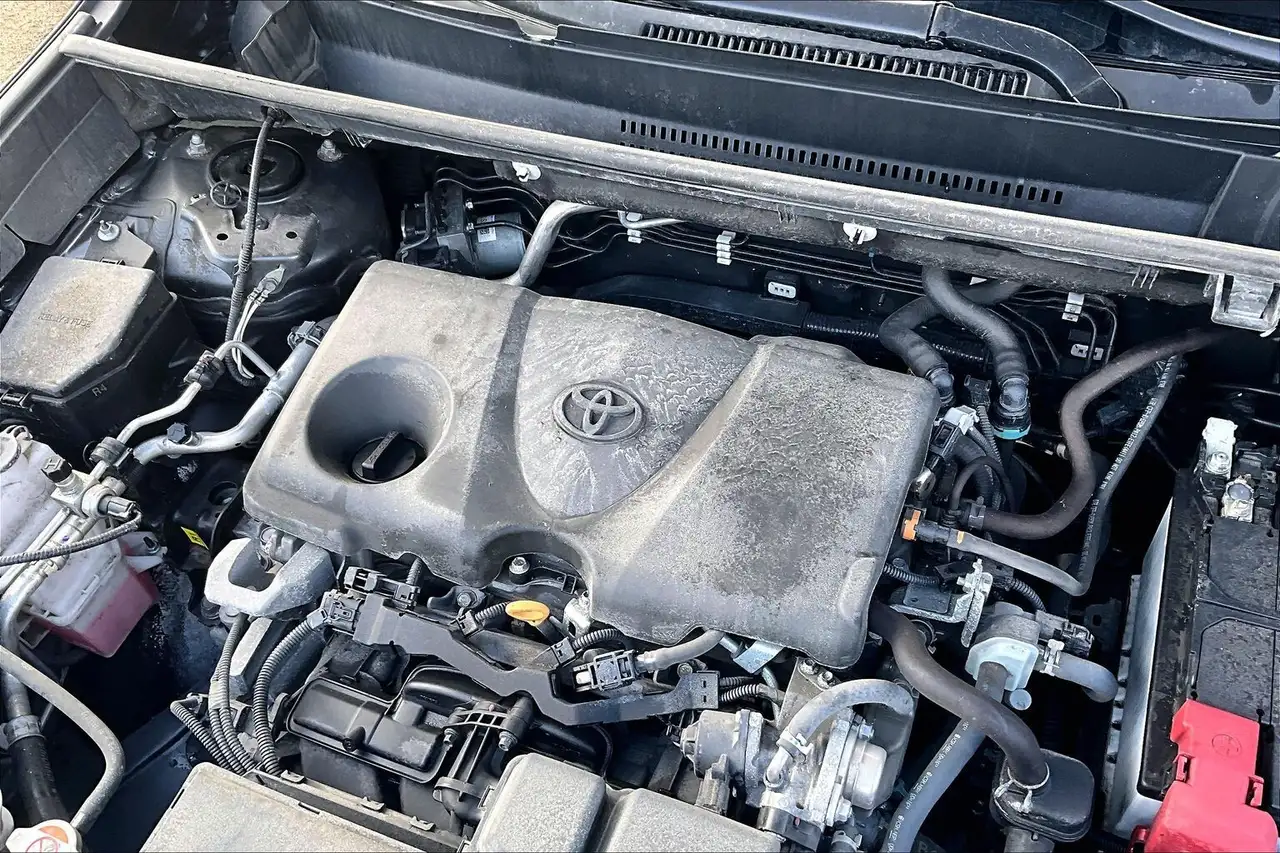 Toyota RAV 4 снимка Toyota RAV 4