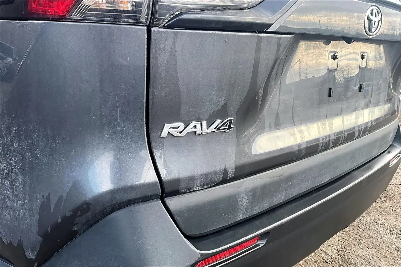 Toyota RAV 4 снимка Toyota RAV 4