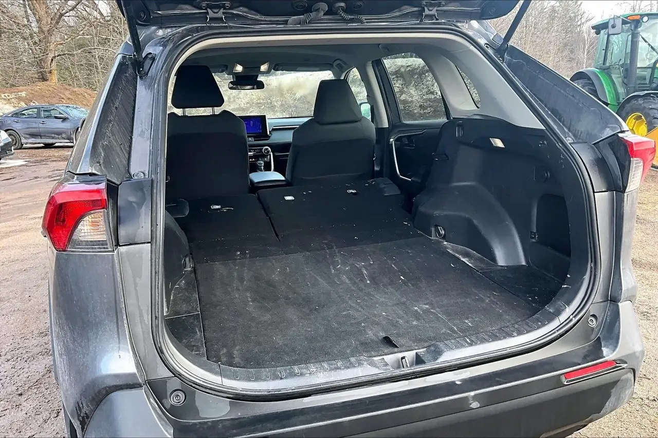 Toyota RAV 4 снимка Toyota RAV 4