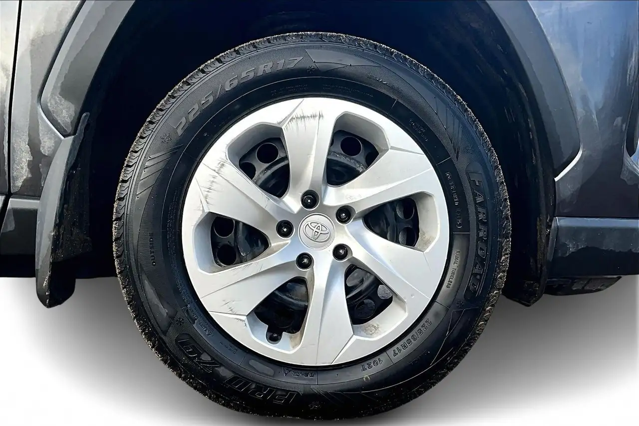 Toyota RAV 4 снимка Toyota RAV 4