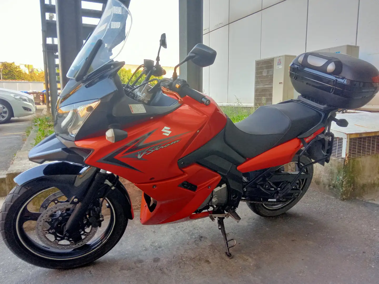 Suzuki V-Strom 650 traveller Oranj - 2