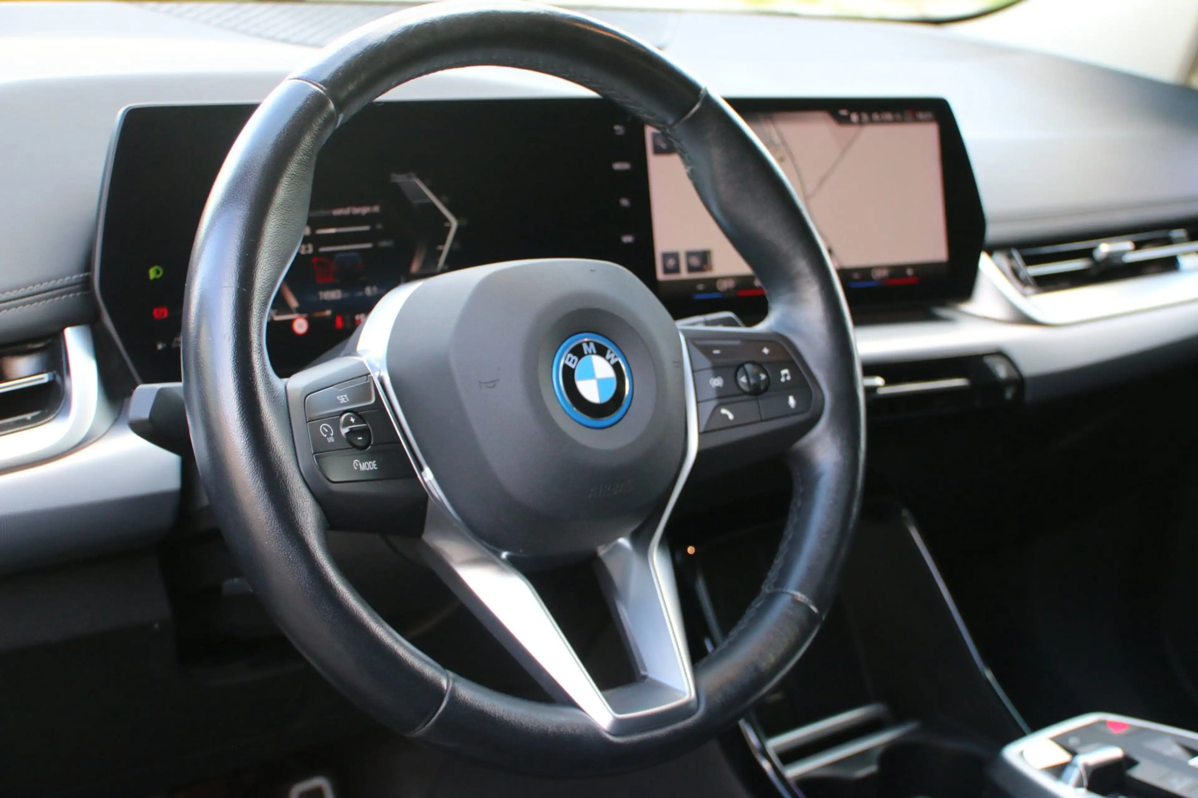 BMW 225 2-serie Active Tourer 225e xDrive SOH 96,7% — photo 12