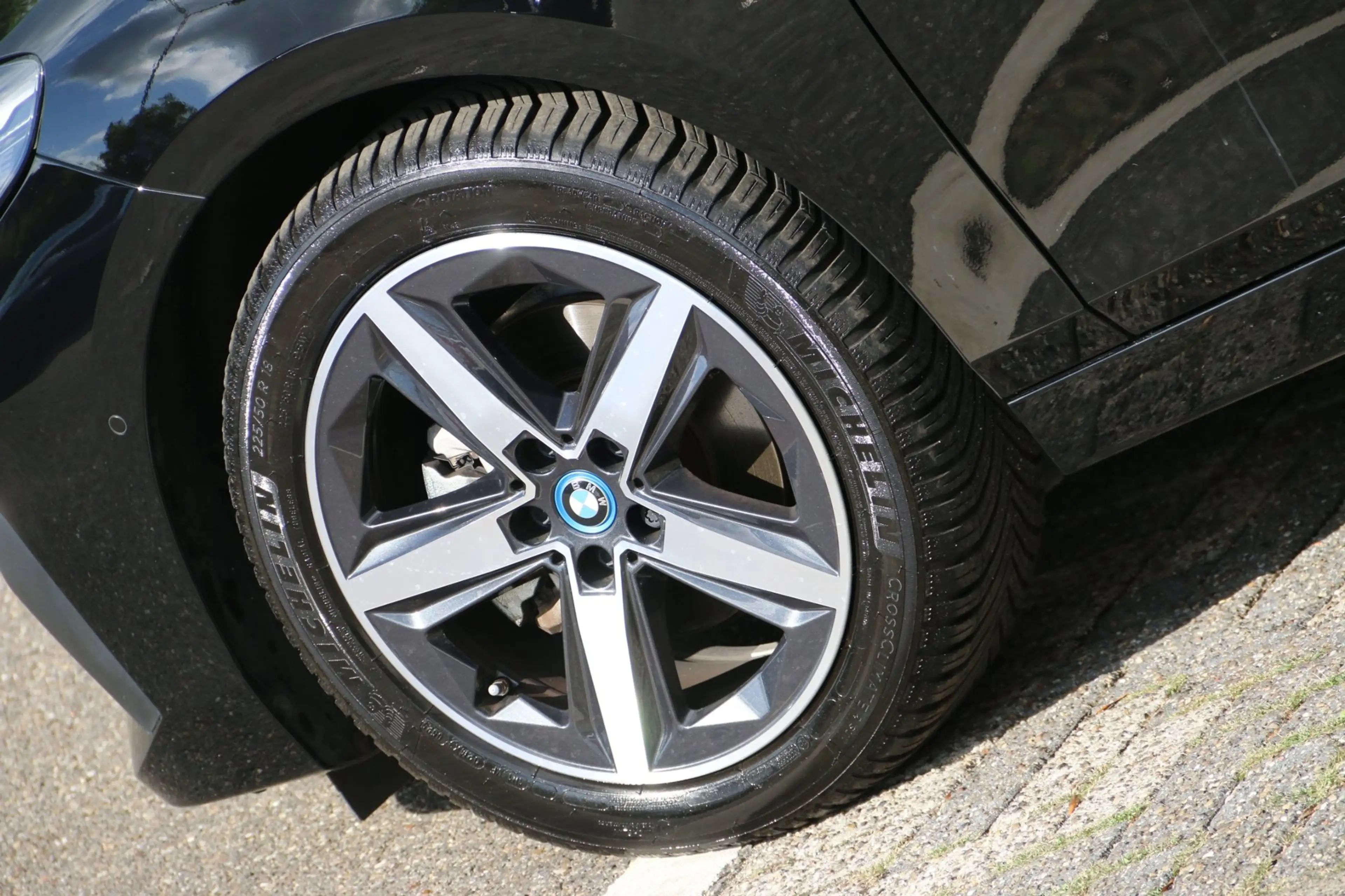 BMW 225 2-serie Active Tourer 225e xDrive SOH 96,7% — photo 4