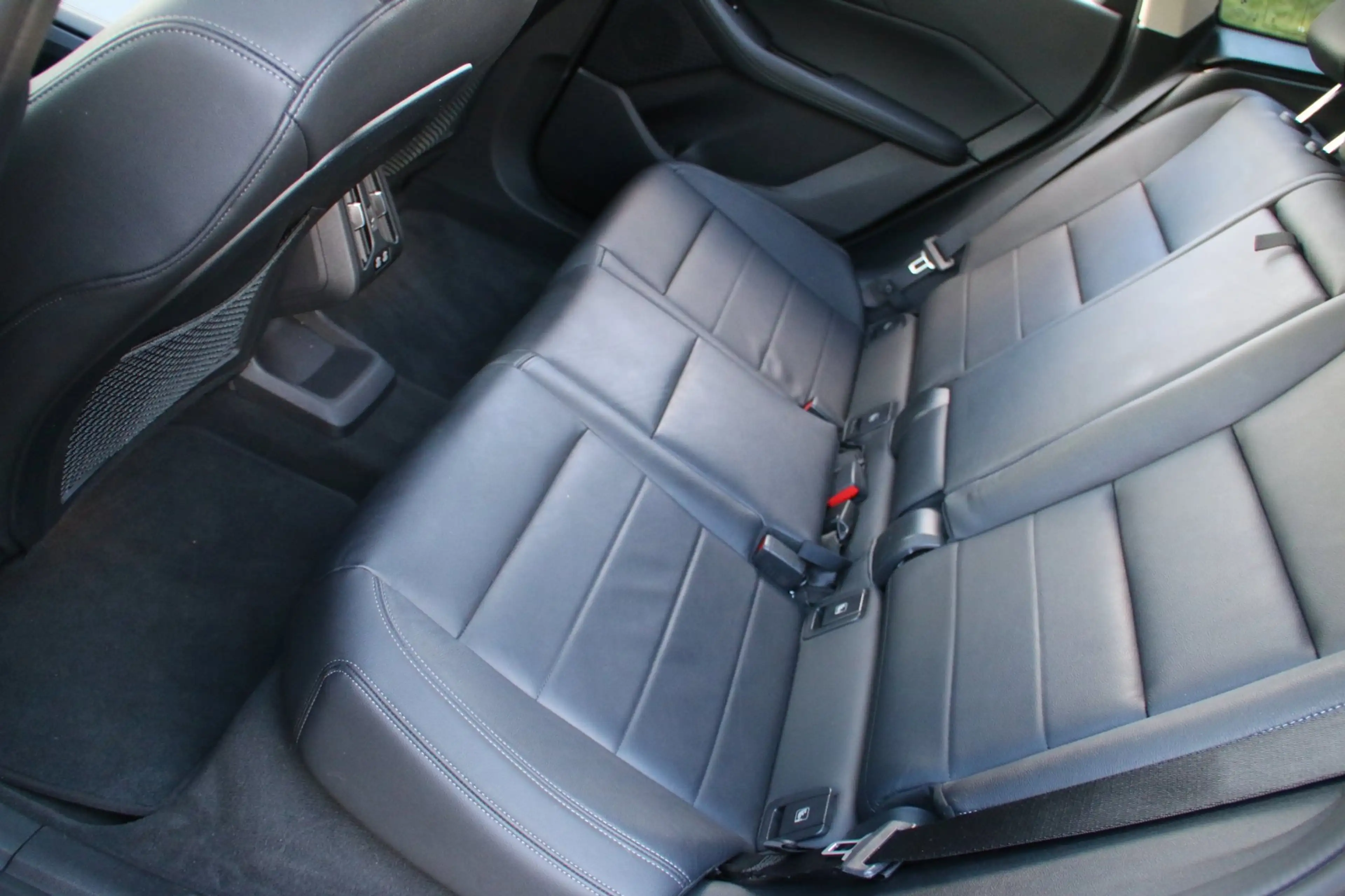 BMW 225 2-serie Active Tourer 225e xDrive SOH 96,7% — photo 19