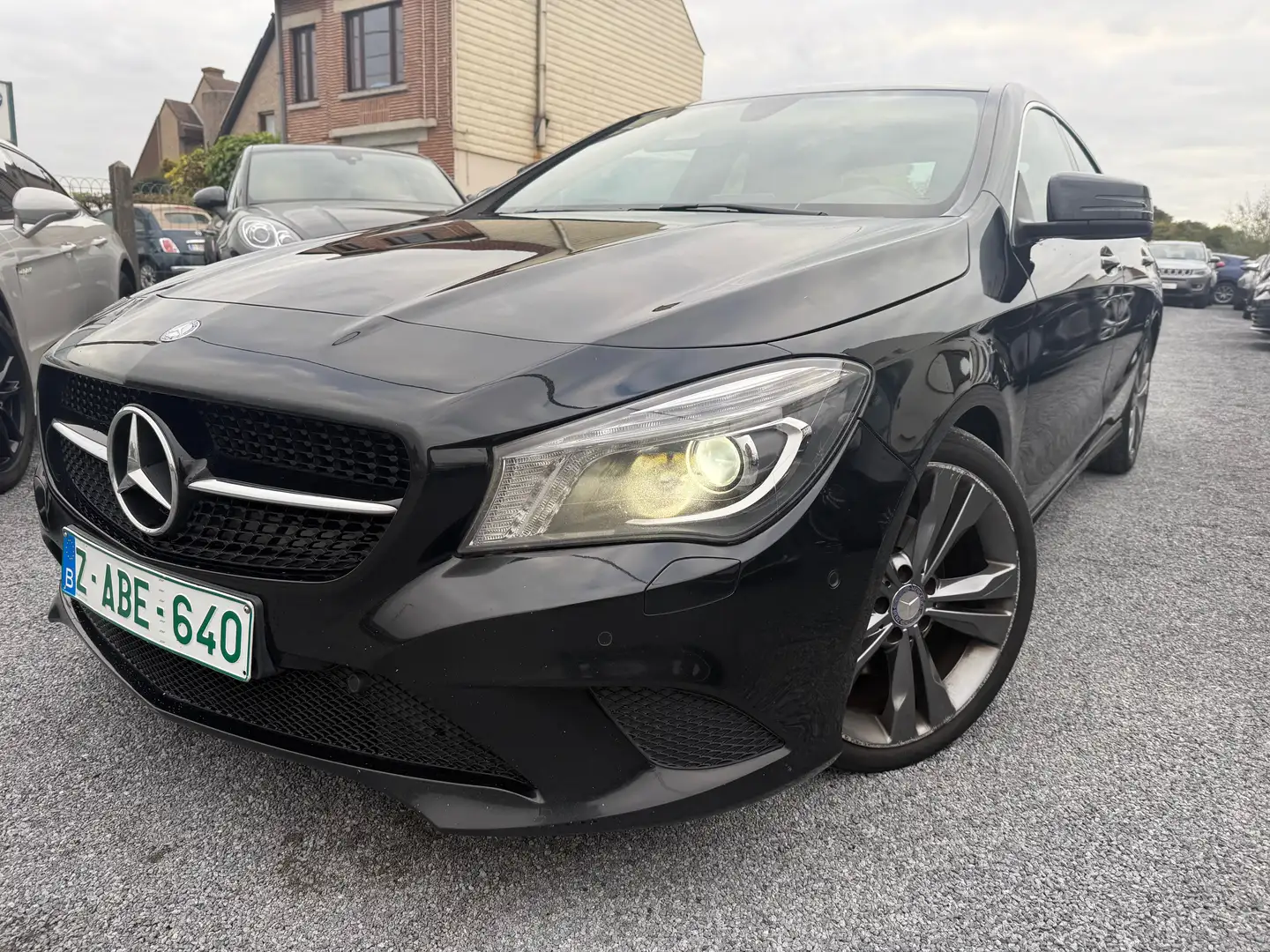 Mercedes-Benz CLA 200 CLA 200 (CDI) d Urban Noir - 2