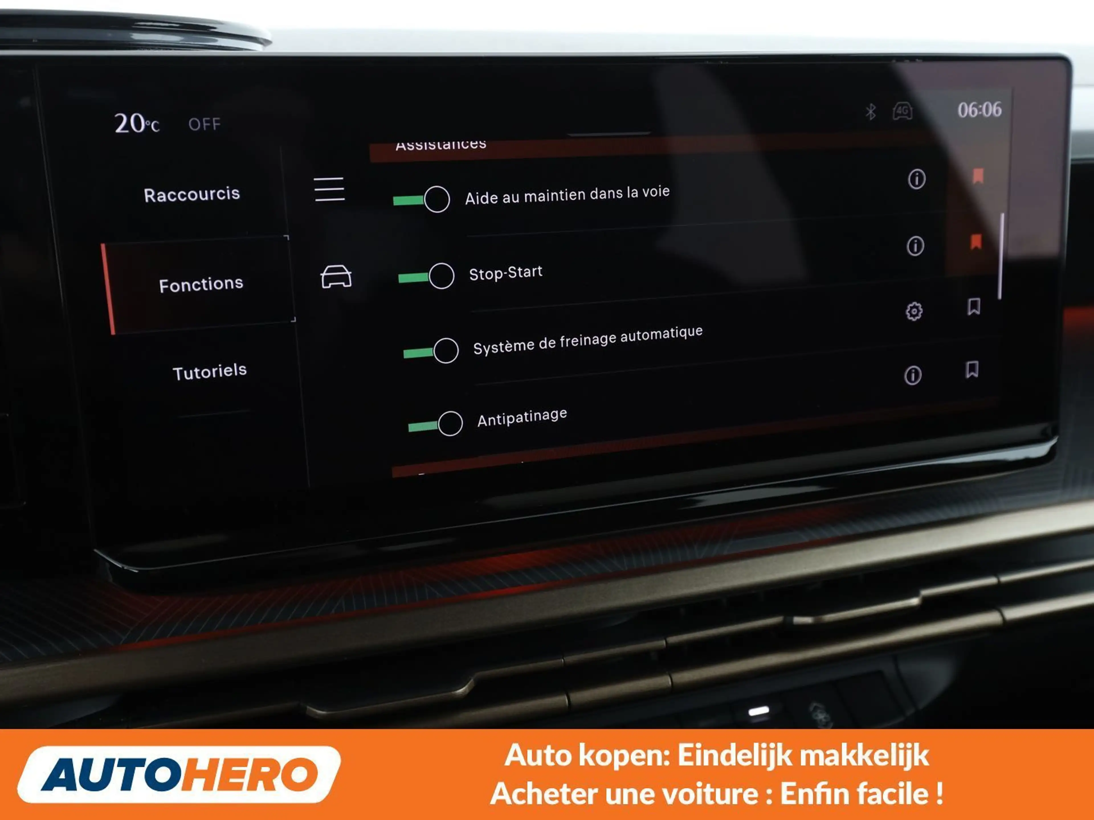 Lancia Ypsilon 1.2 Mild-Hybrid — photo 11