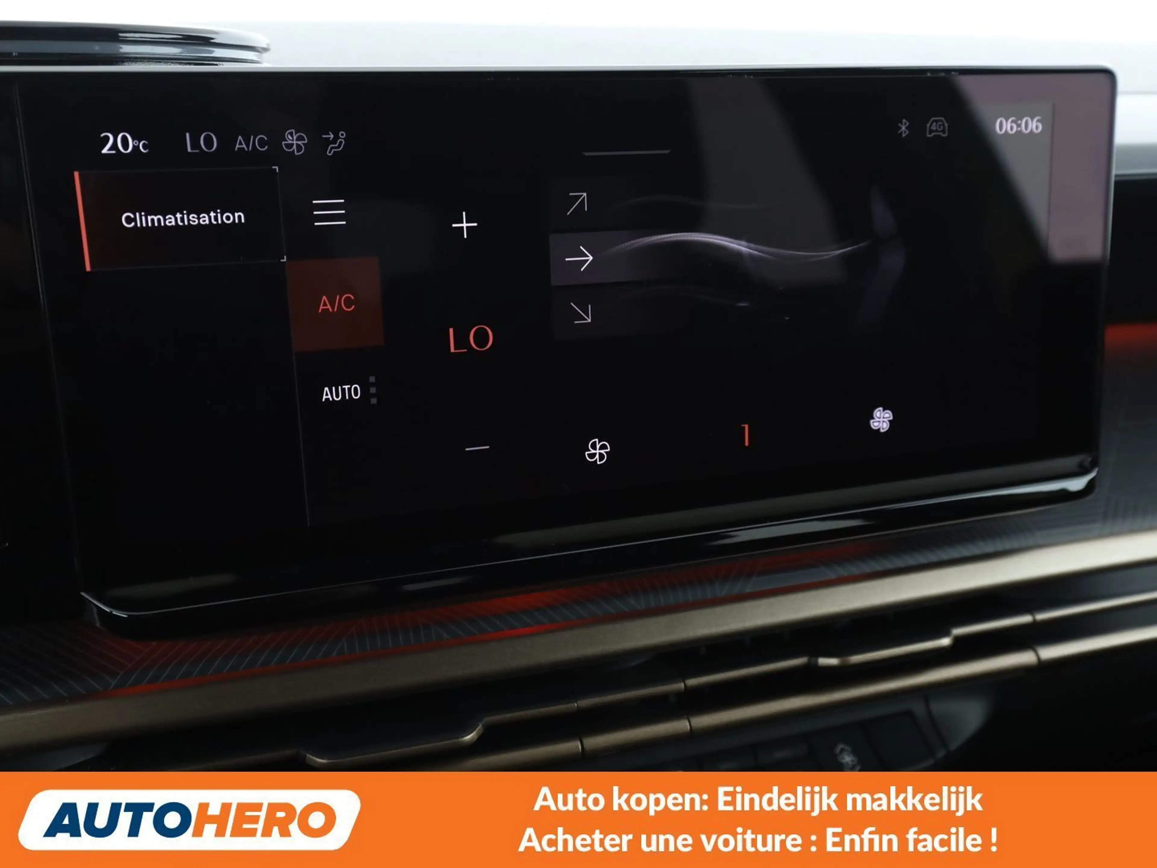 Lancia Ypsilon 1.2 Mild-Hybrid — photo 15