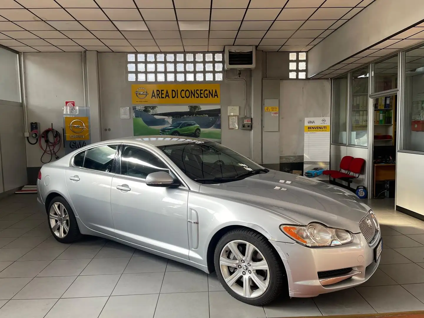 Jaguar XF XF 3.0d V6 Premium Luxury auto Plateado - 1