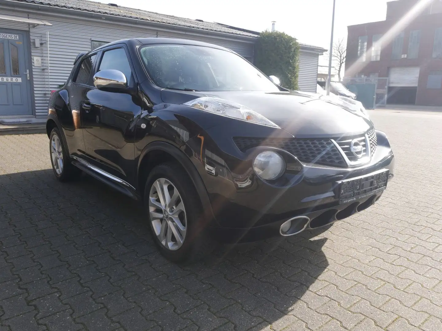 Nissan Juke Tekna 1.6 Turbo Leder Navi Kamera Klimaaut. Black - 1