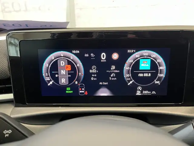 Volkswagen T-Roc view 12