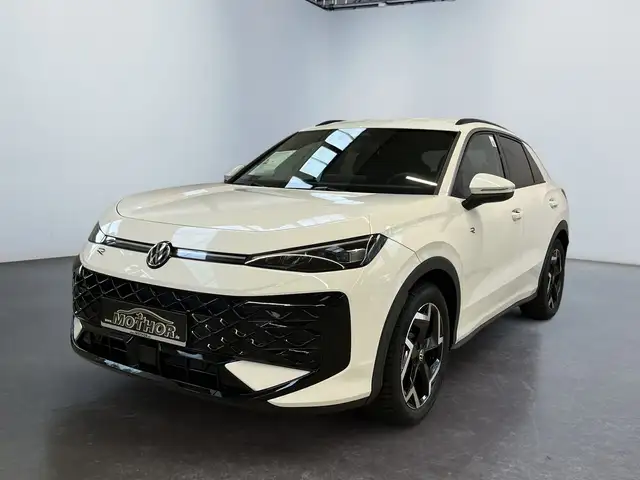 Volkswagen T-Roc view 2