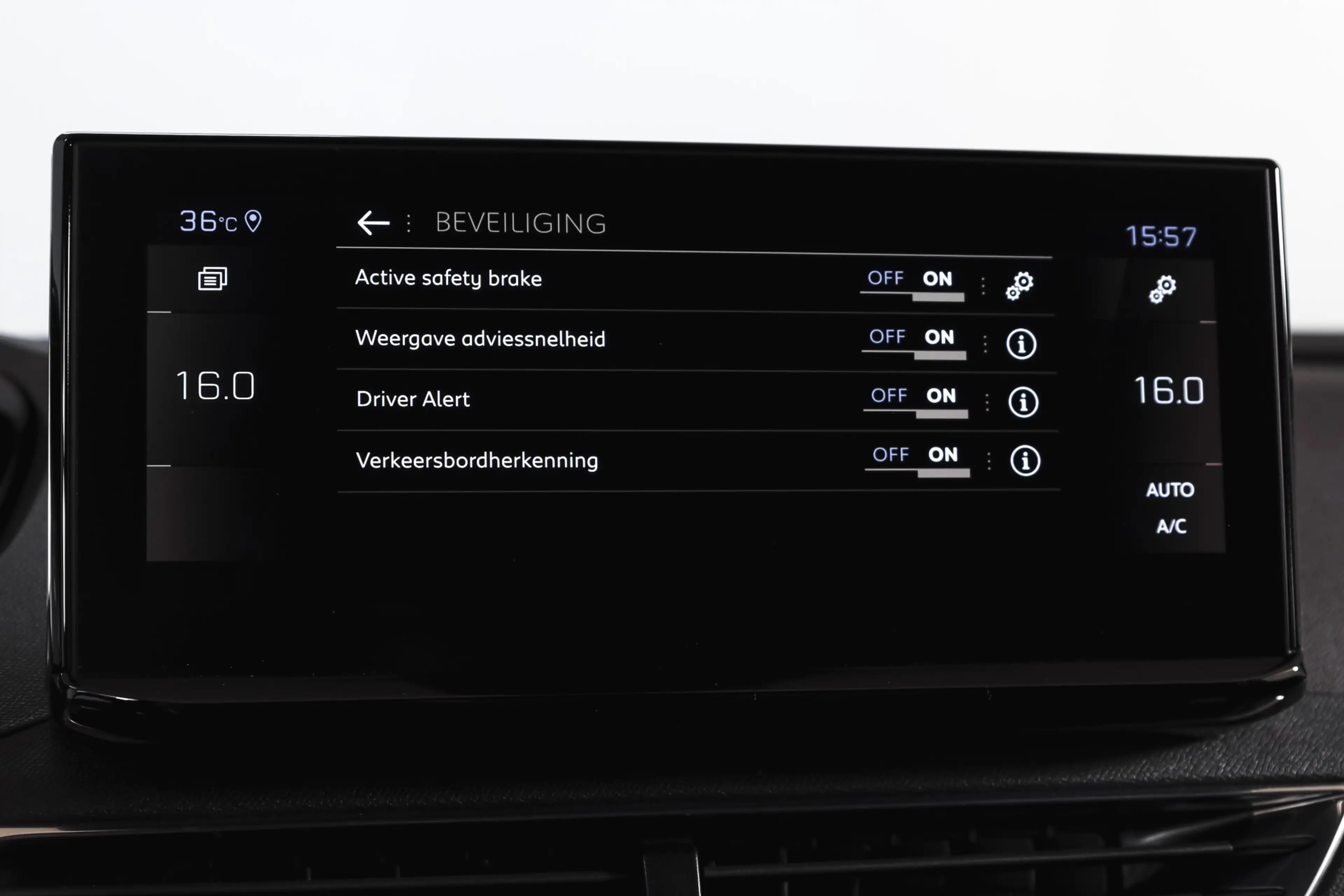 Peugeot 3008 1.2 PureTech Blue Lease GT 131 PK | black pakket | — photo 42