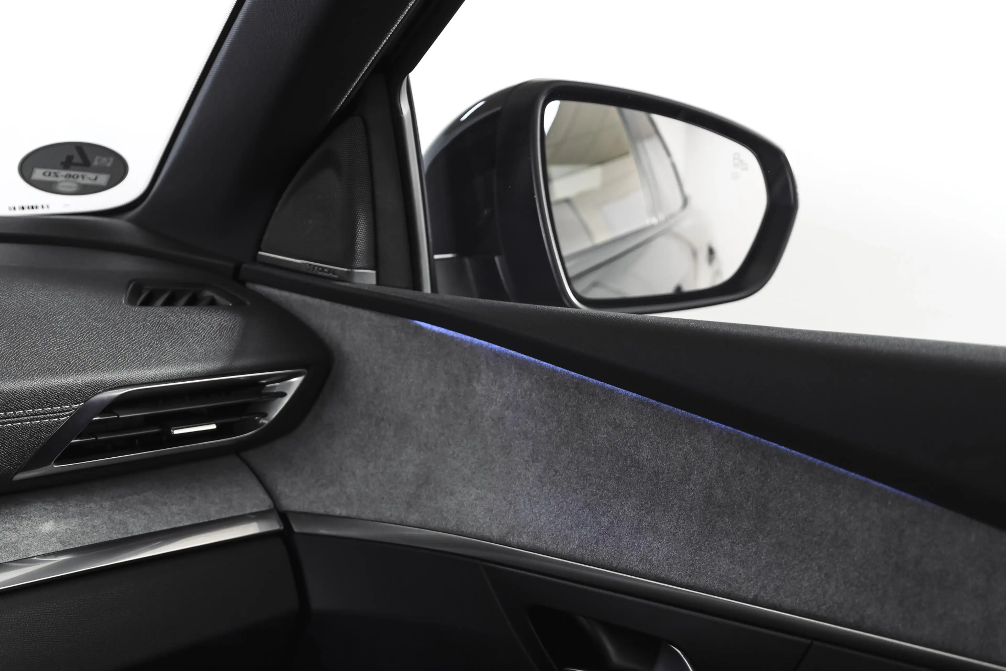 Peugeot 3008 1.2 PureTech Blue Lease GT 131 PK | black pakket | — photo 35
