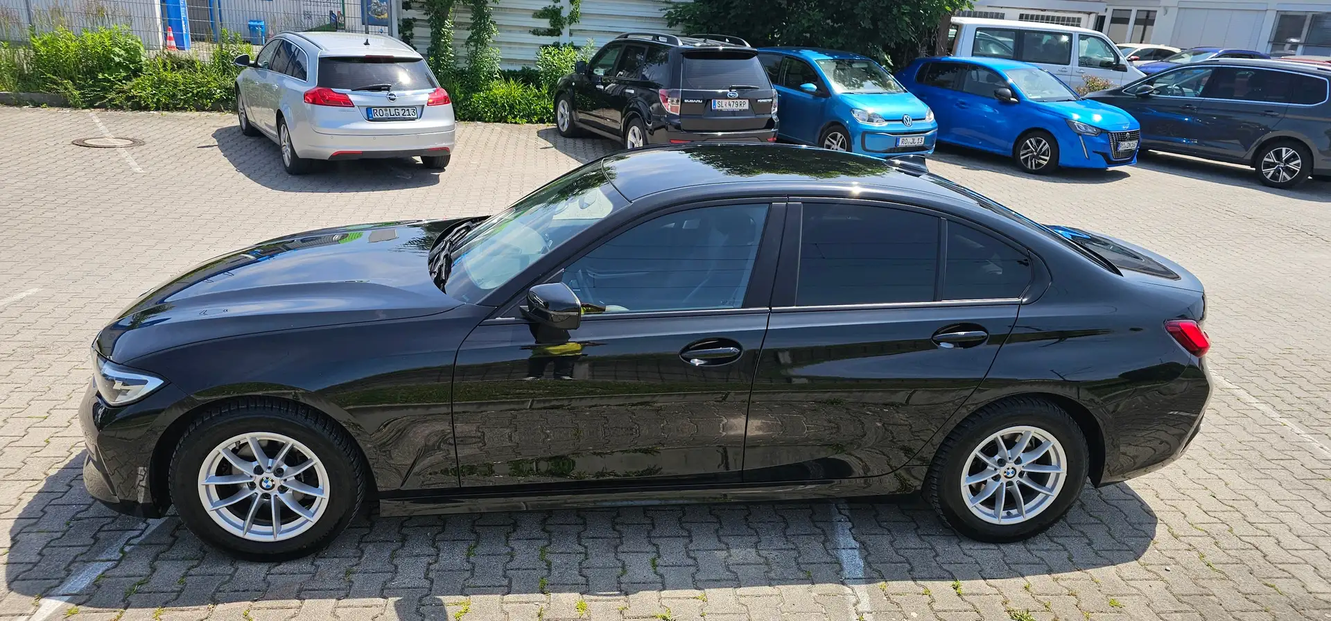 BMW 318 318d*Limo*Advantage*Sthz*Virtual*DAB*NAVI*Keyless* Schwarz - 2