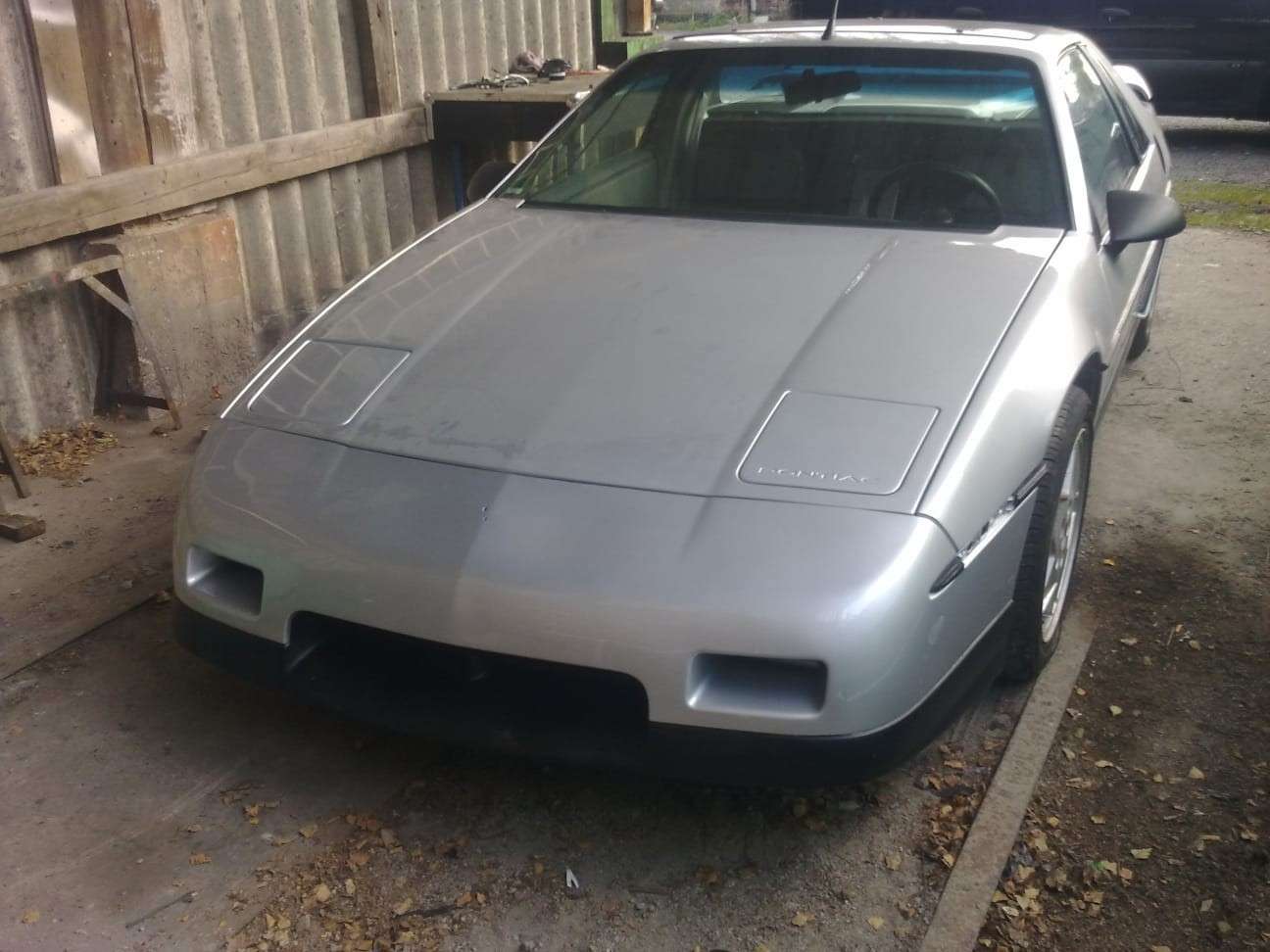 Second hand Pontiac Fiero 2.8