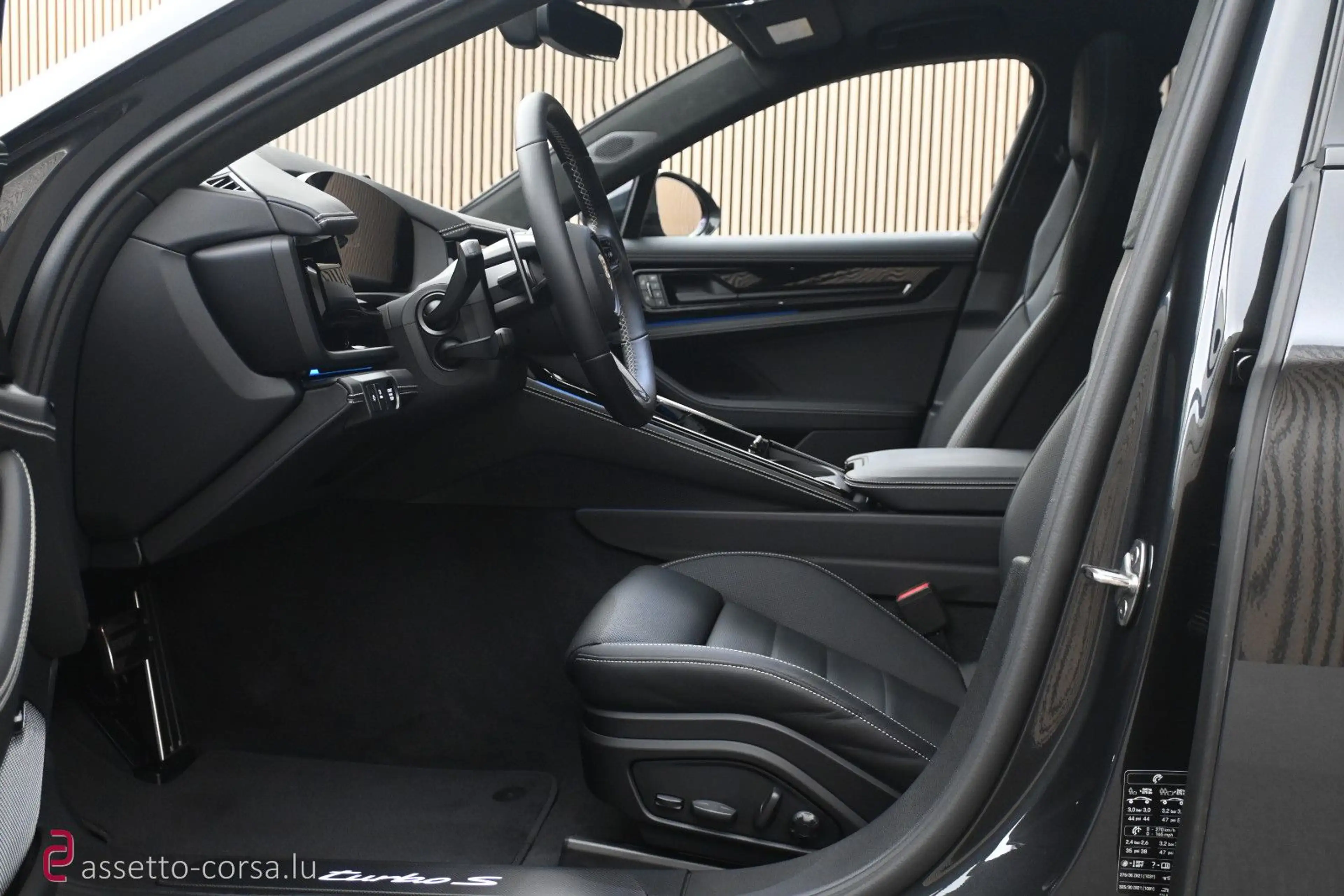 Porsche Panamera Turbo S EHybrid*PCCB*Burmester*Pano*PPF — photo 10