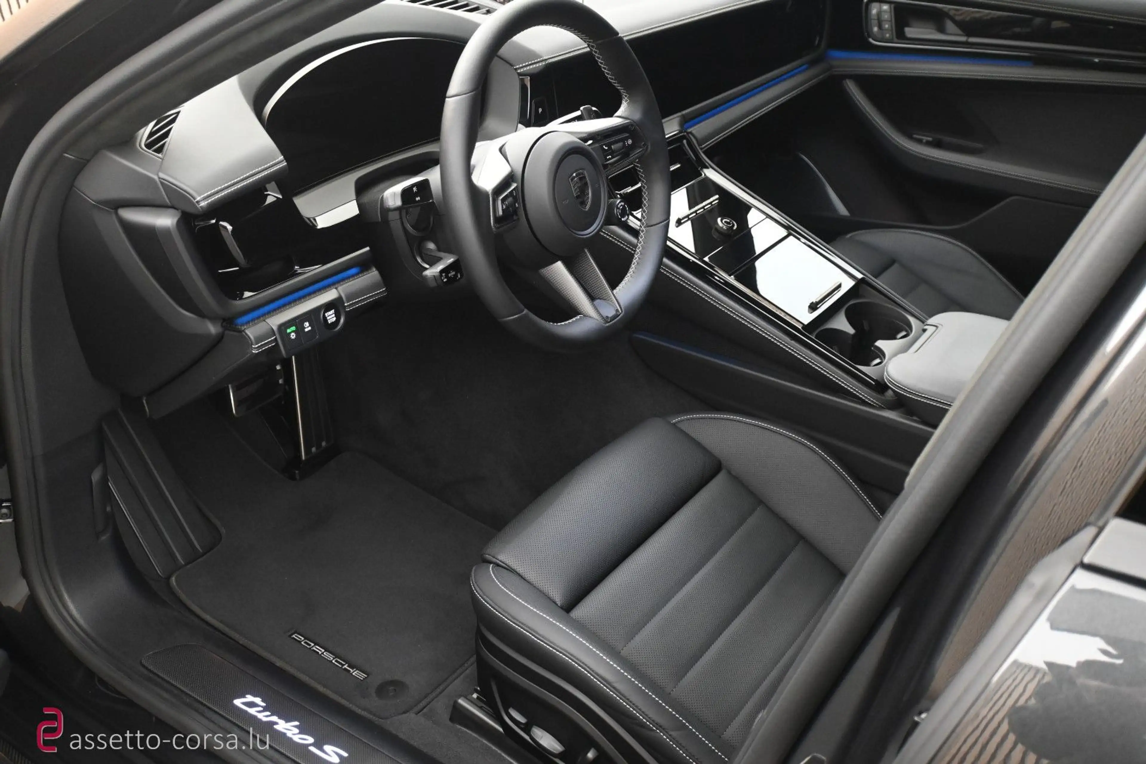 Porsche Panamera Turbo S EHybrid*PCCB*Burmester*Pano*PPF — photo 11