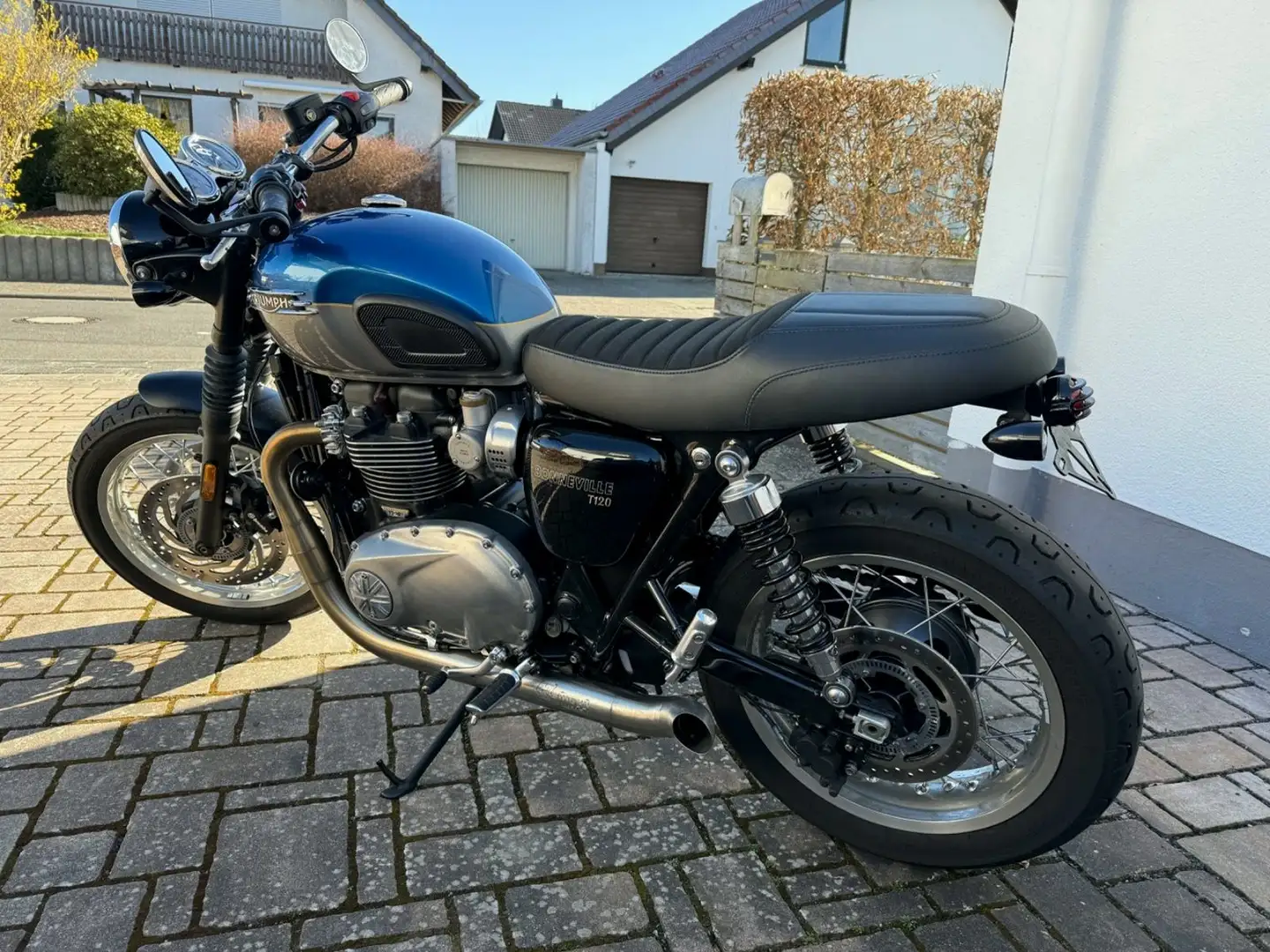 Triumph Bonneville T120 Kék - 2