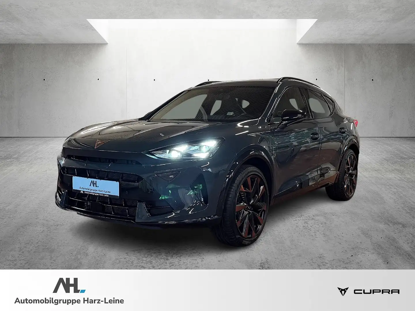 CUPRA Formentor 1.5 eTSI DSG Matrix Navi ACC RFK Edge Blau - 1