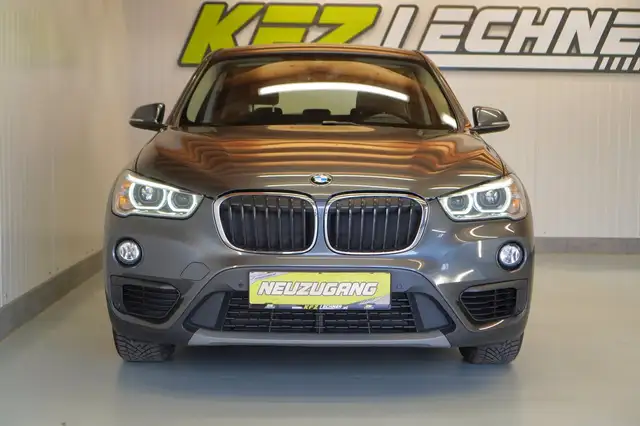 BMW X1 view 9