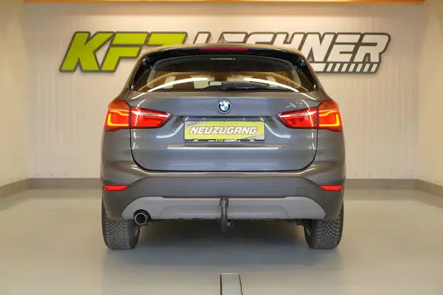 BMW X1 view 5