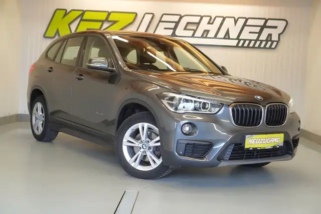 BMW X1 view 3