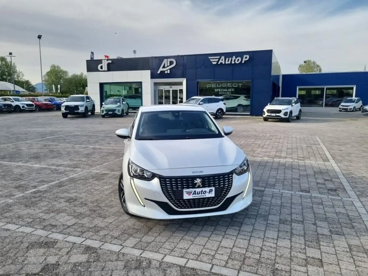 Peugeot 208 BlueHDi 100 Stop&Start 5 porte Allure Weiß - 1