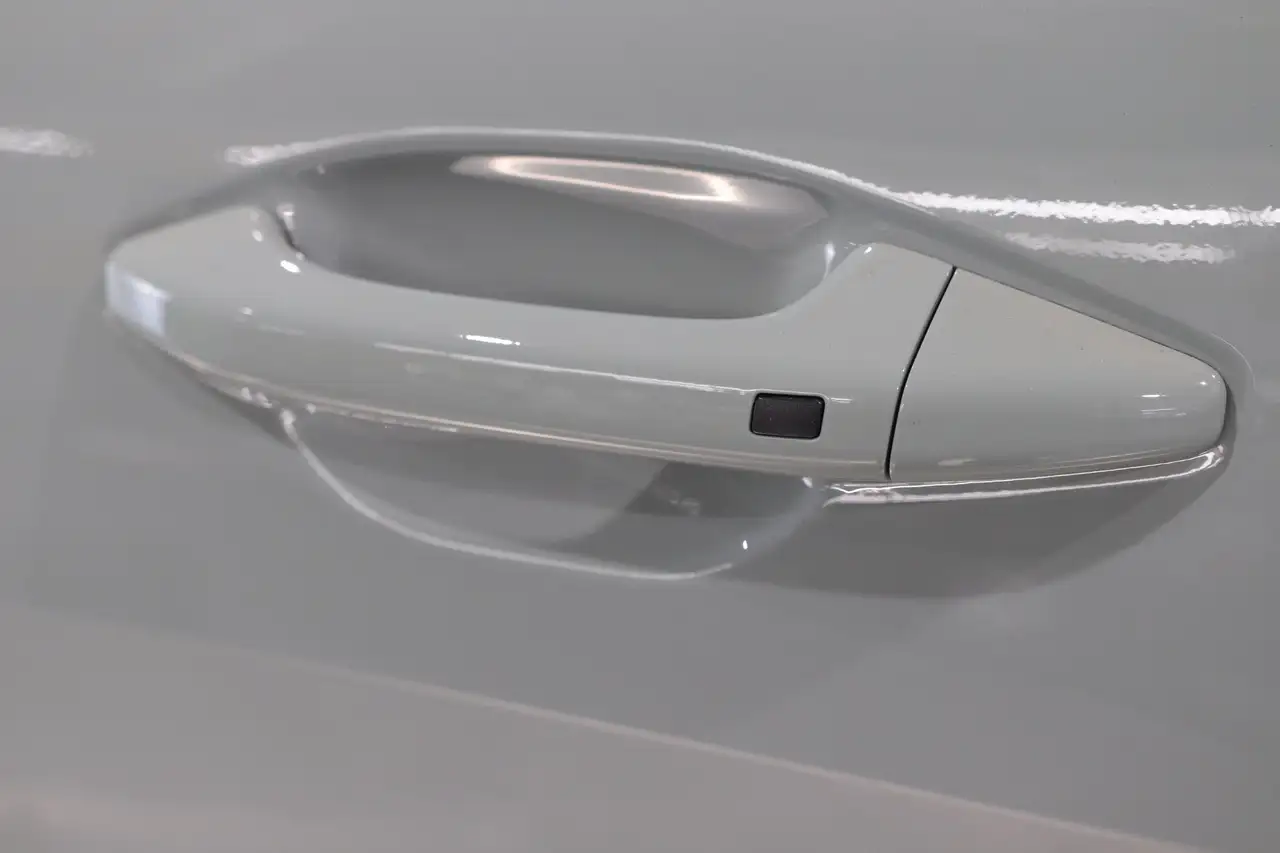 Kia K4 снимка Kia K4