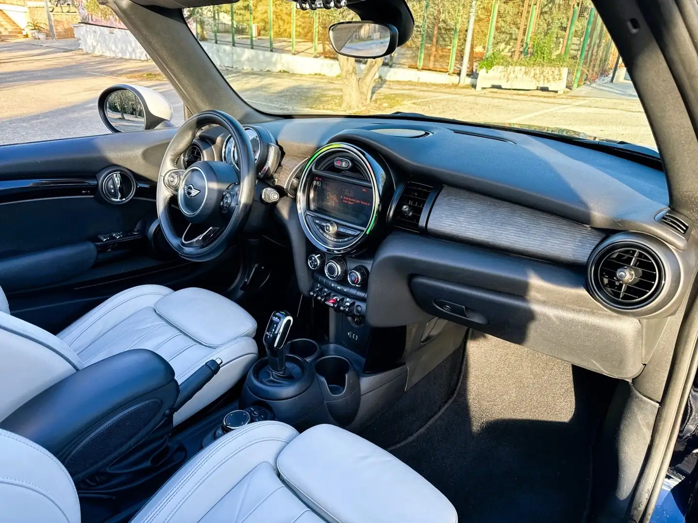 MINI Cooper D Cabrio automatico 115cv - 1
