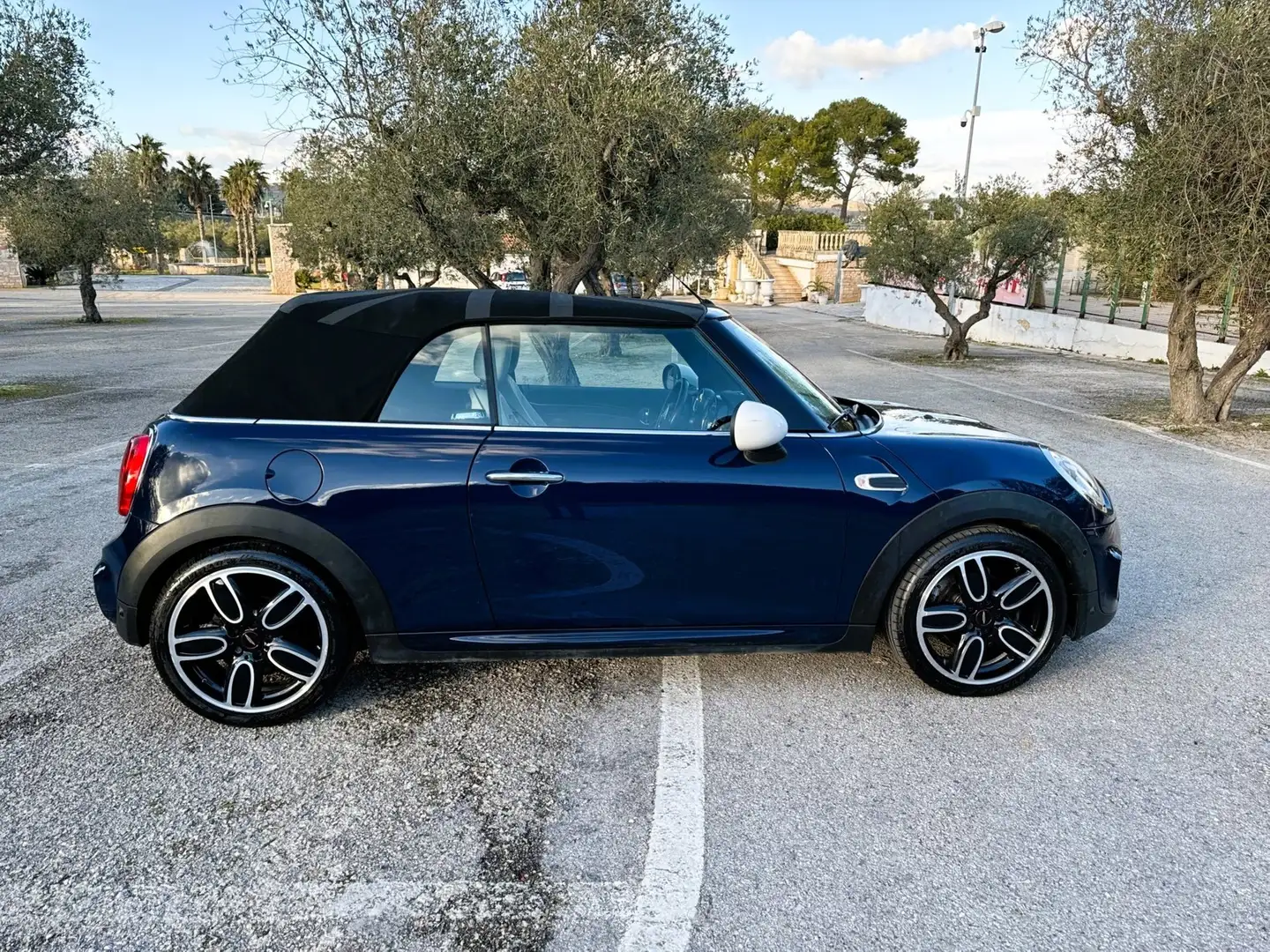 MINI Cooper D Cabrio automatico 115cv - 2