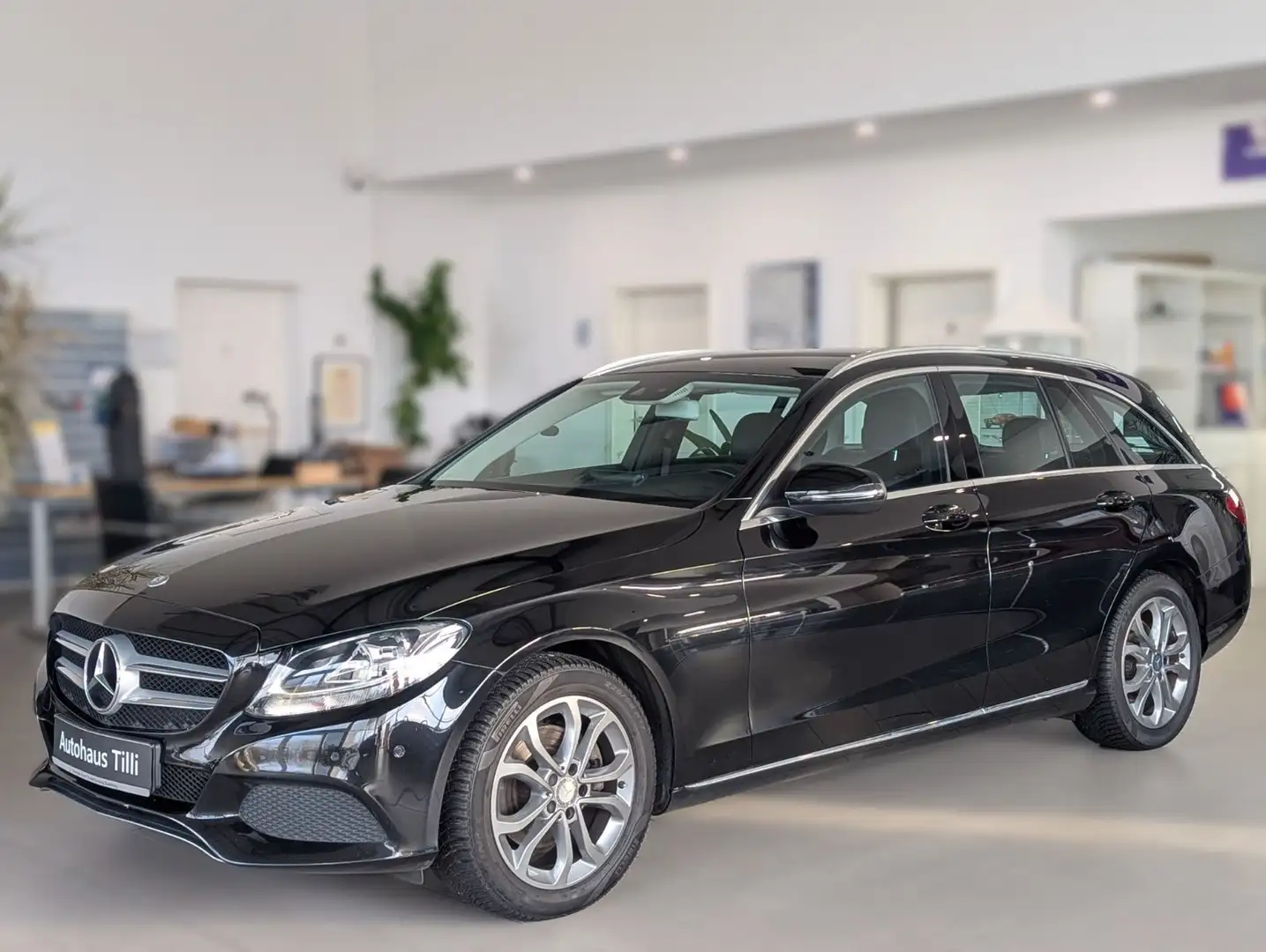 Mercedes-Benz C 220 d T BlueTec Avantgarde Aut /StandHzg/Comand Schwarz - 1