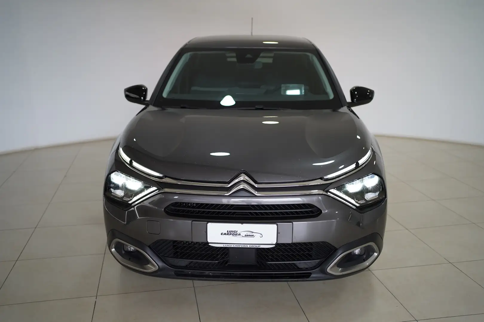 Citroen C4 BlueHDi 110 S&S Feel Pack Grau - 2