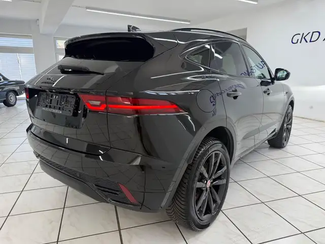 Jaguar E-Pace view 3