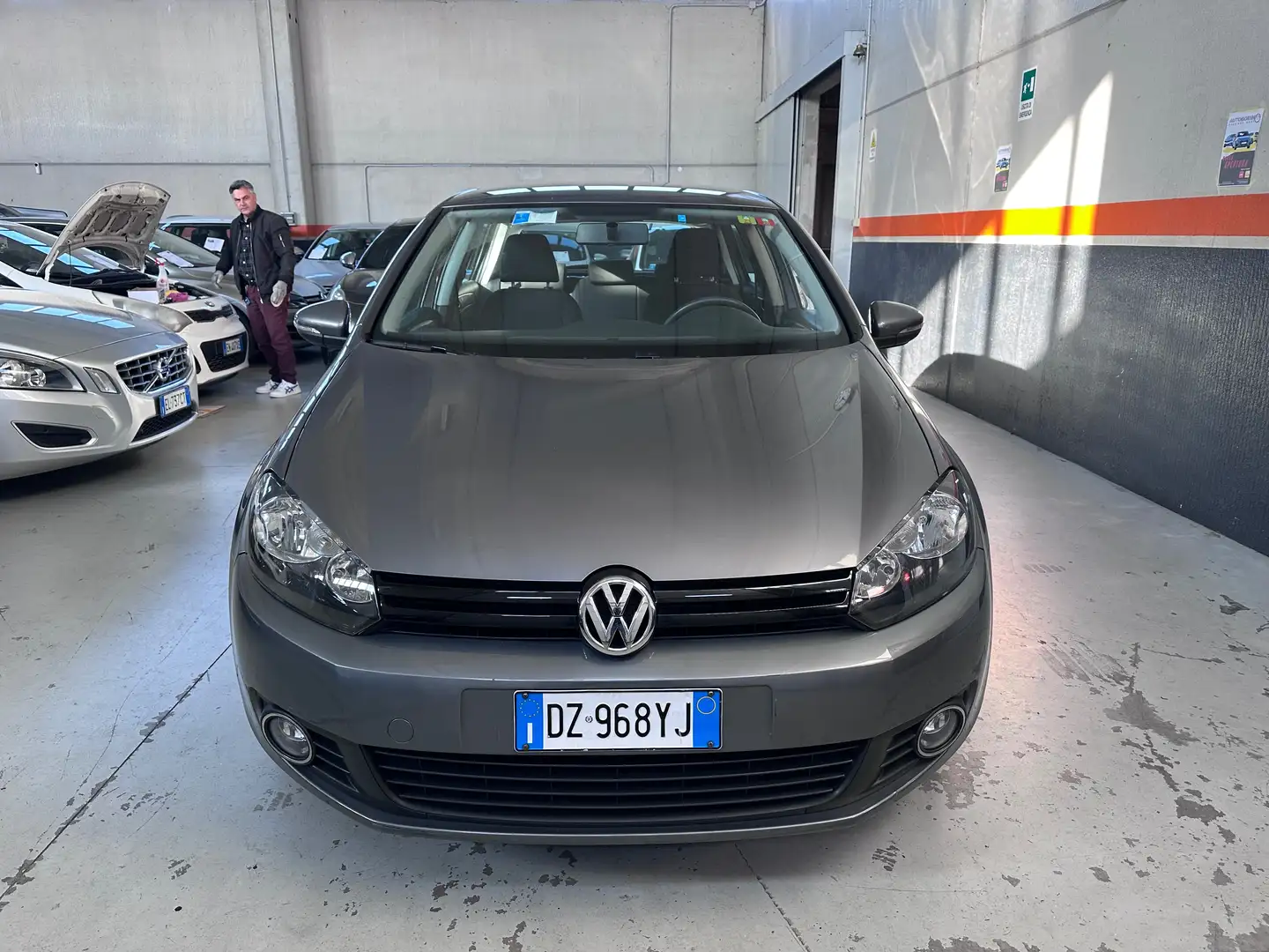 Volkswagen Golf Golf VI 2010 5p 1.2 tsi Trendline Gris - 2