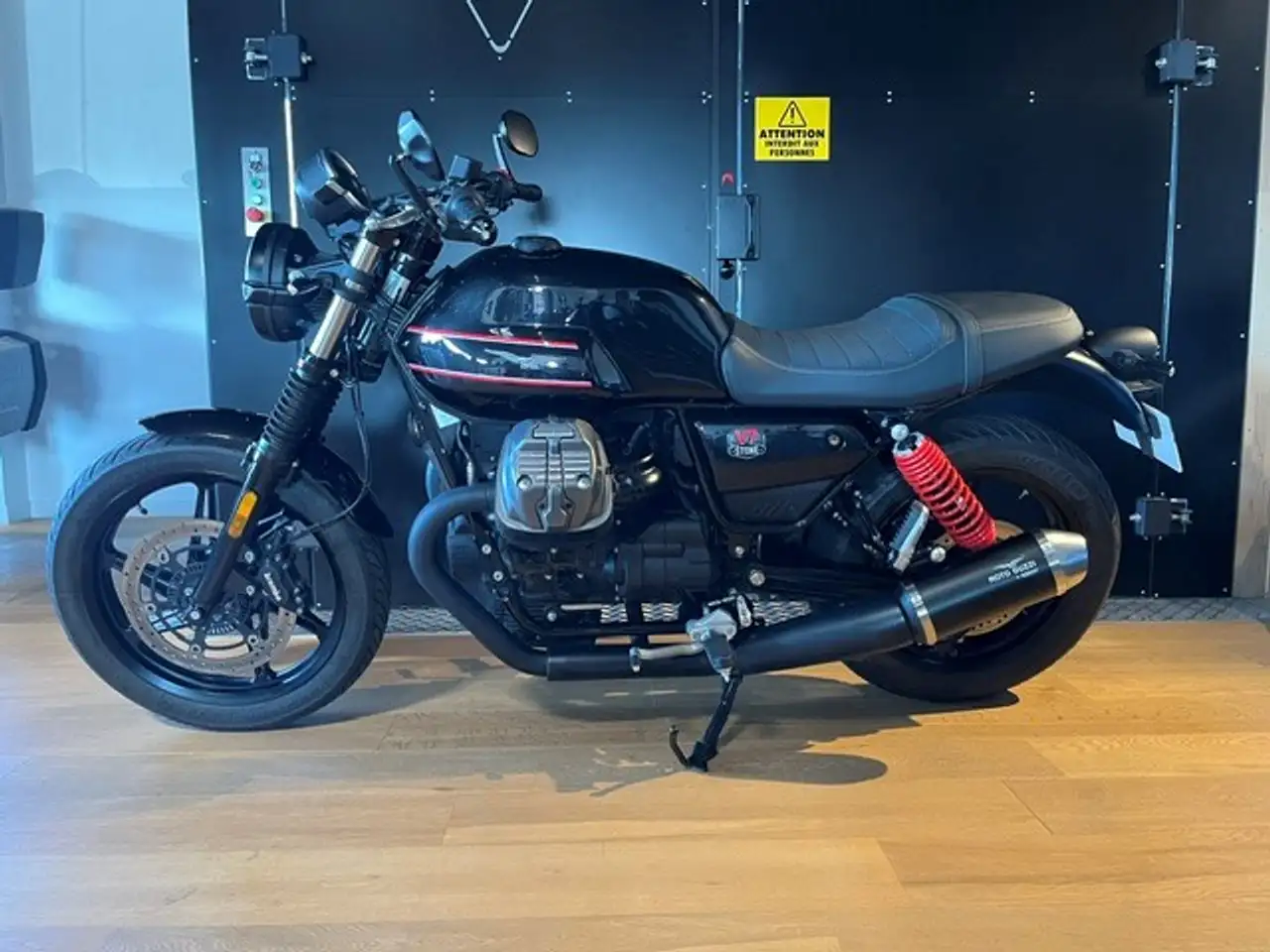 Moto Guzzi V7 Sport