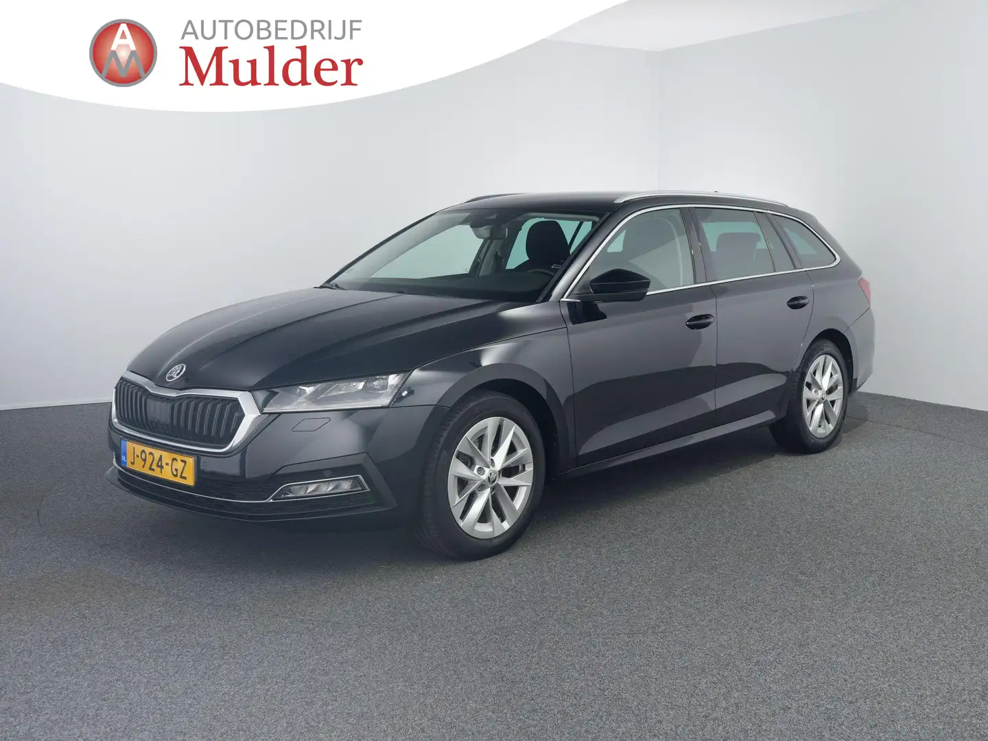 Skoda Octavia Combi 1.5 TSI First Edition | Matrix | Carplay | K Zwart - 1