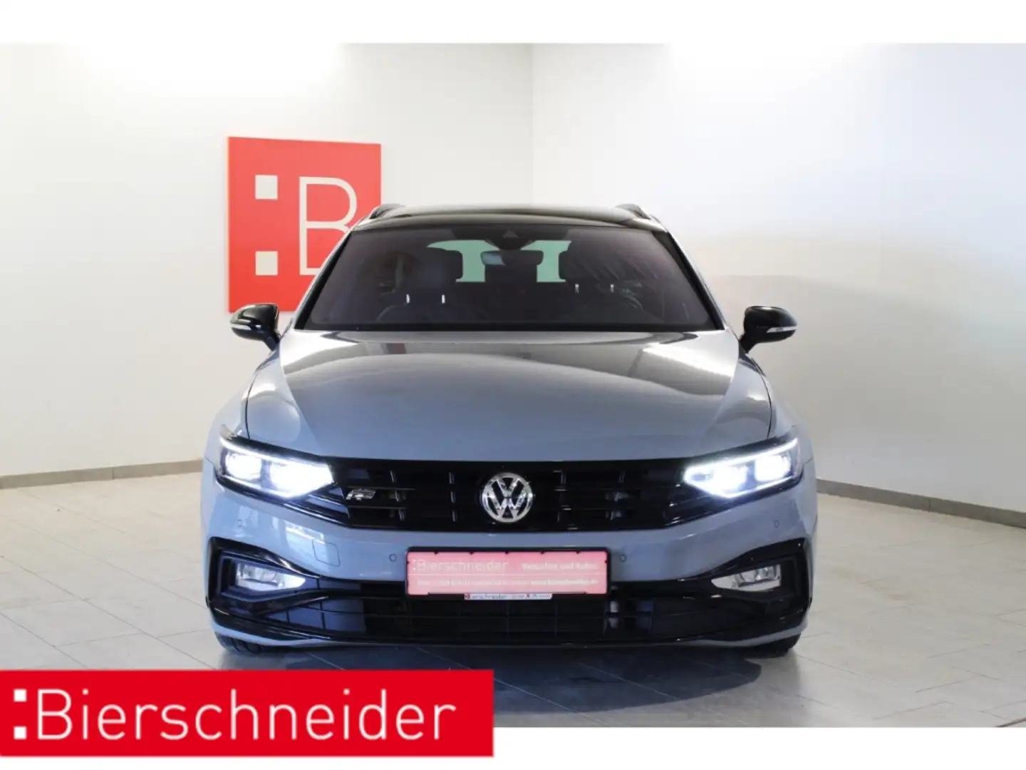 Volkswagen Passat Variant 2.0 TDI DSG 4Mo. R-Line Edition 19 MATRIX Grau - 2