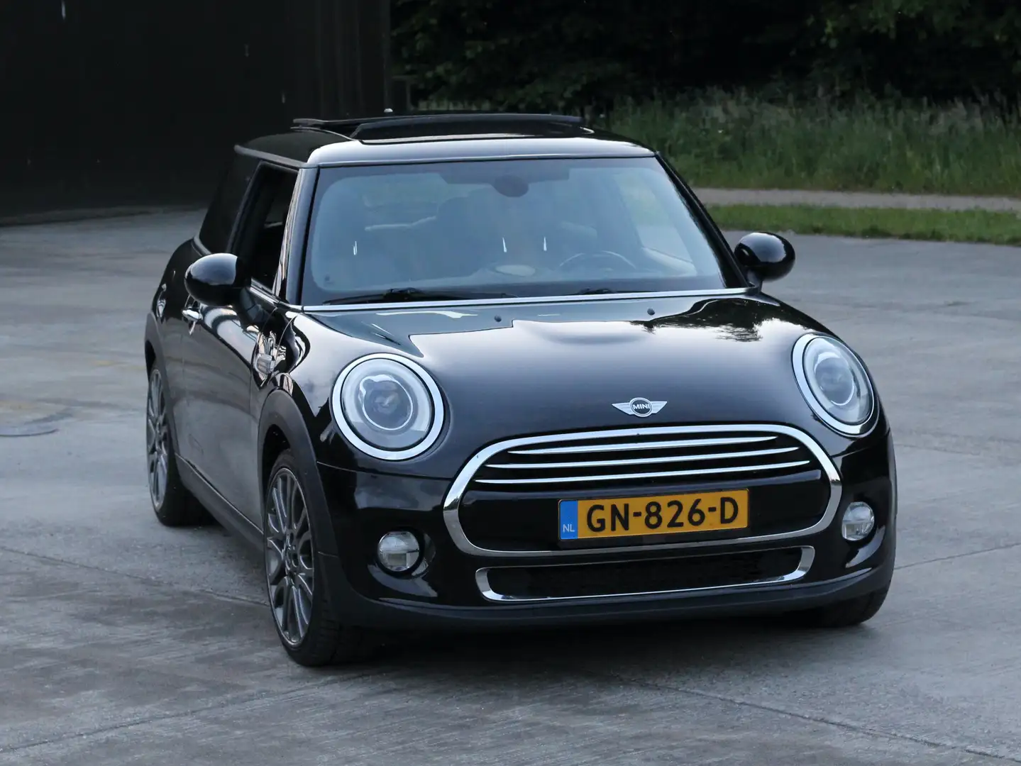 MINI Cooper 1.5 Chili Business Midnight Black | Pano, Full Fekete - 2