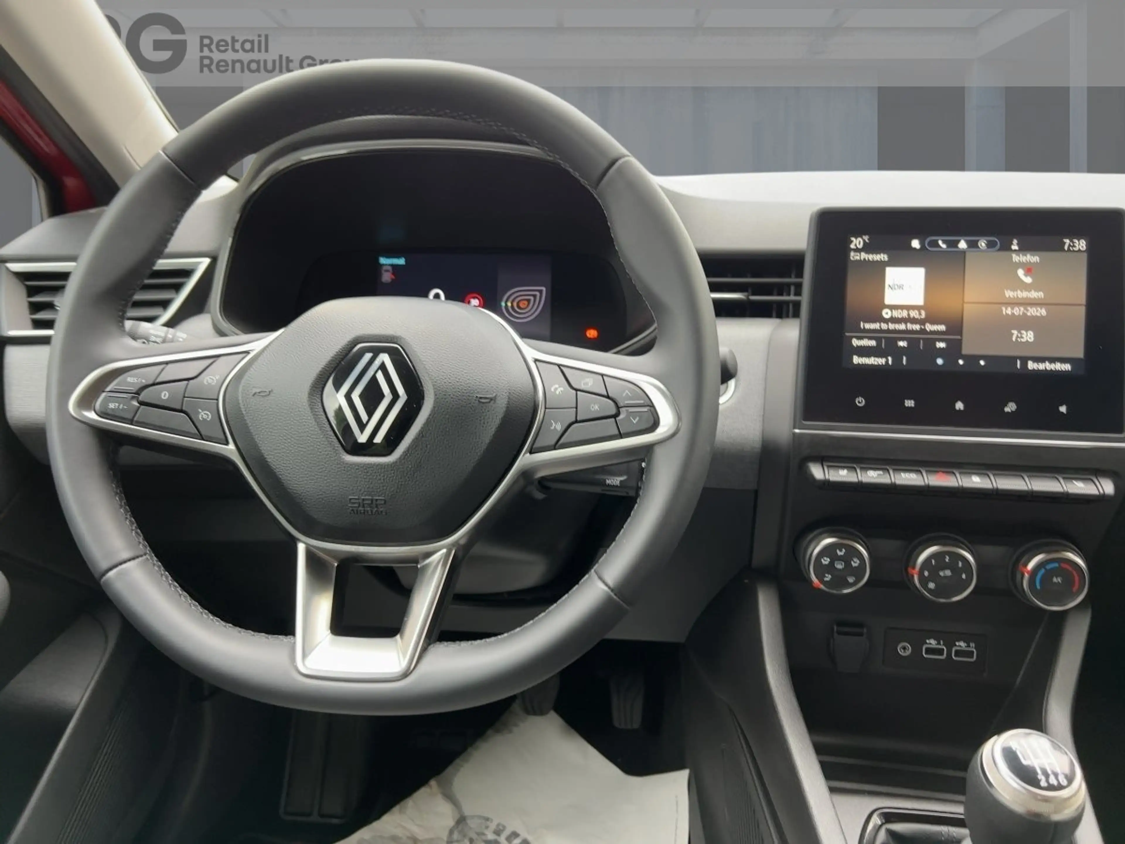 Renault Clio EVOLUTION TCe 90 Apple CarPlay SHZ PDC KLIMA — photo 10