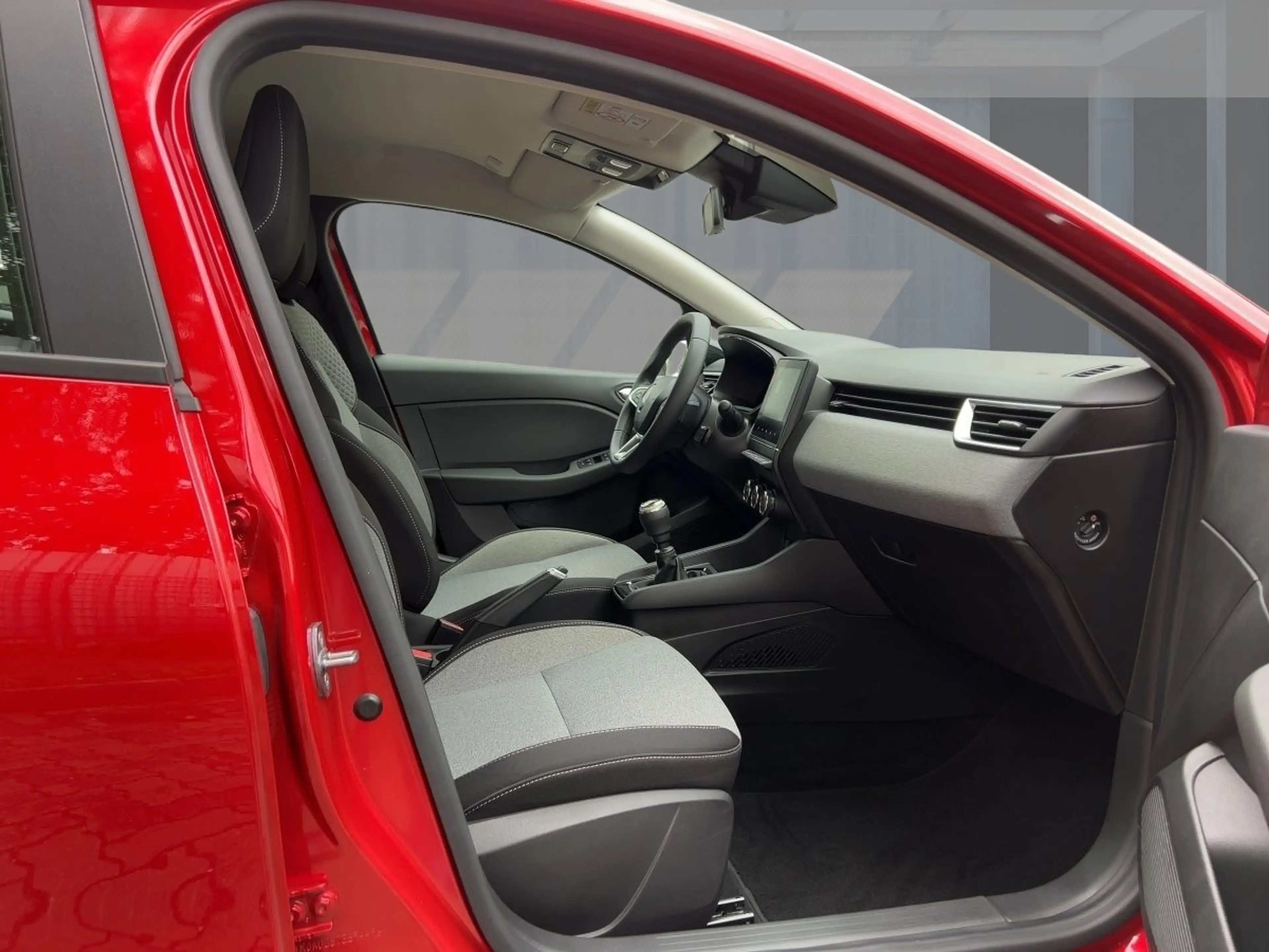 Renault Clio EVOLUTION TCe 90 Apple CarPlay SHZ PDC KLIMA — photo 8