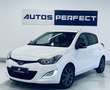 Hyundai i20 1.2i PDC CLIM RADIO ISOFIX BLUETOOTH AUX USB Weiß - thumbnail 1