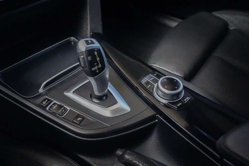 BMW 320 d Gran Turismo *Klimaaut./SHZ/Temp.* — photo 8