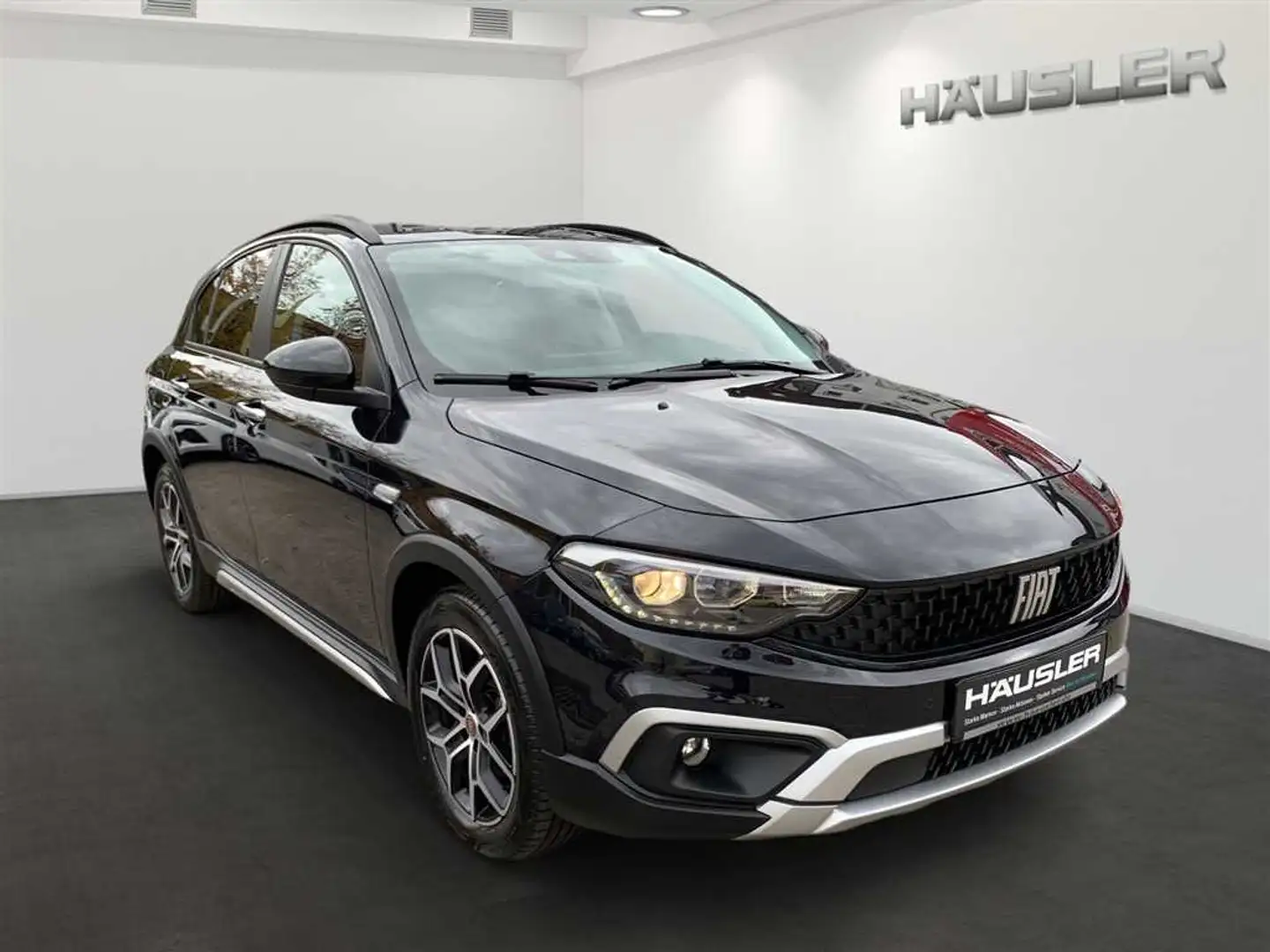 Fiat Tipo Hybrid Cross PDC Kamera Klimaautomatik Schwarz - 2