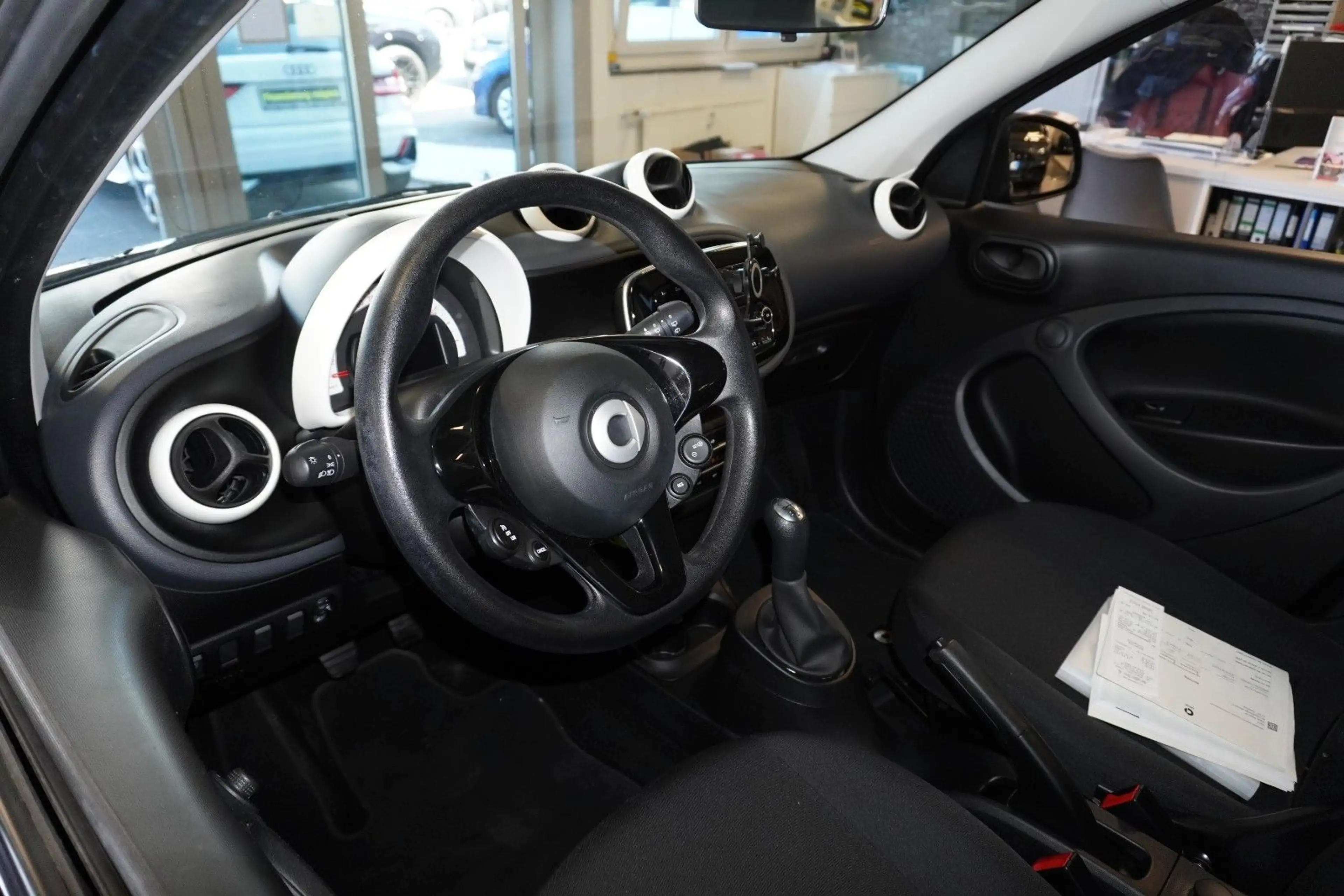 smart forFour 52 kW/Tempomat/El.Fenster/Servolenkung/ — photo 15